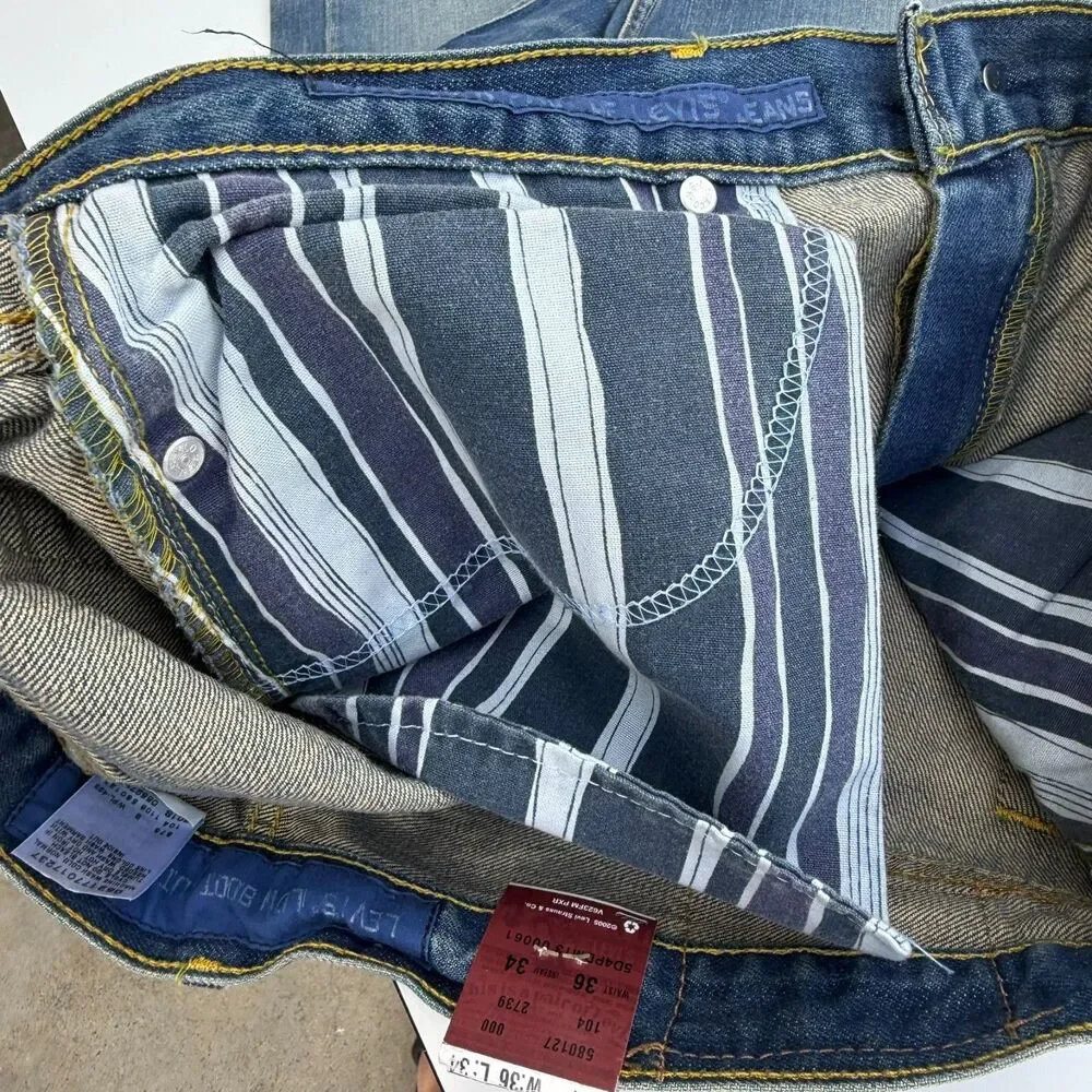 Vintage Y2K Levi’s 527 Jeans Mens 36x34 NWT Low Boot Cut Distressed Denim Baggy